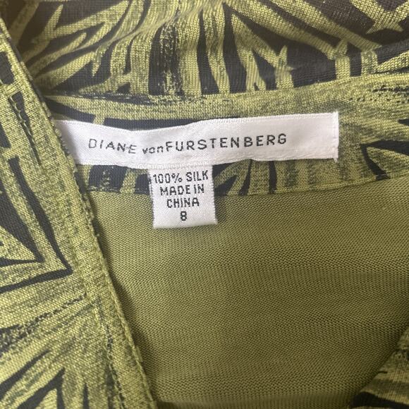 Diane Von Furstenberg 100% Silk Shirt Dress Chrysanthemum Print Classic Sz 8 - Picture 6 of 6